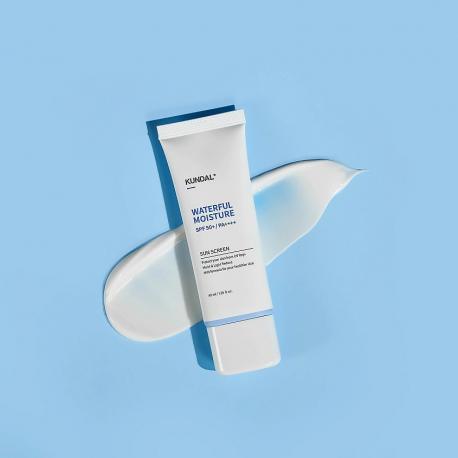 Крем для лица солнцезащитный увлажняющий SPF 50+ PA++++ Daily Waterful Moisture Sunscreen 40 Kundal