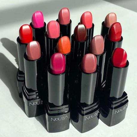 Помада для губ LIPSTICK velvet touch Nouba