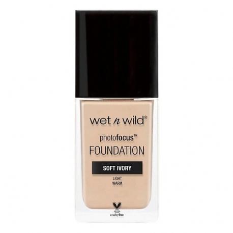 Матирующий тональный крем Photo Focus Foundation Matte Wet n Wild
