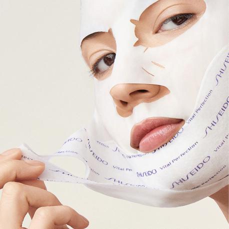 Моделирующая маска для лифтинга и сияния кожи Vital Perfection 12 SHISEIDO