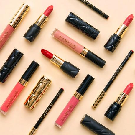 Кремовая помада интенсивный цвет с витамином E Creamy Lipstick Intense Colour VIA MILANO