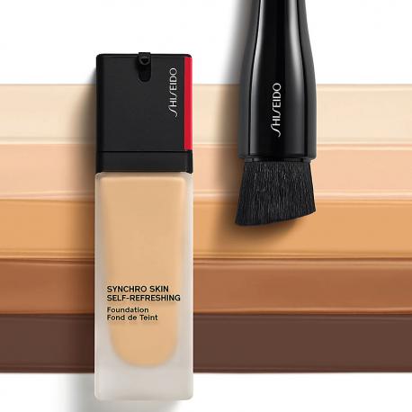 Устойчивое тональное средство для свежего совершенного тона Synchro Skin SHISEIDO