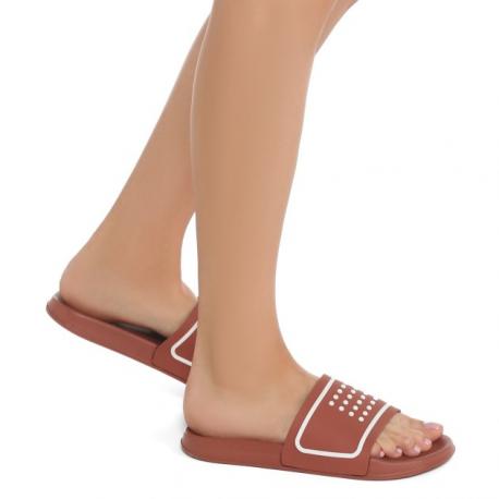 Шлепанцы TBS