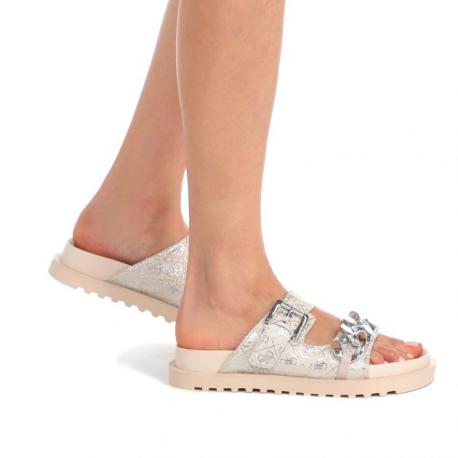 Шлепанцы Guess