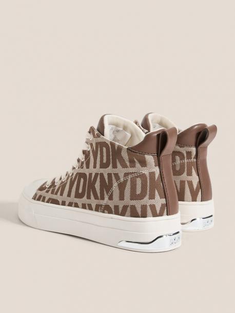 Кроссовки и кеды DKNY