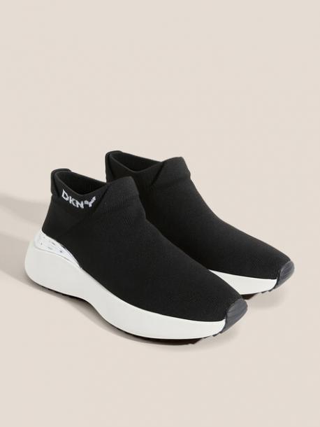 Кроссовки и кеды DKNY