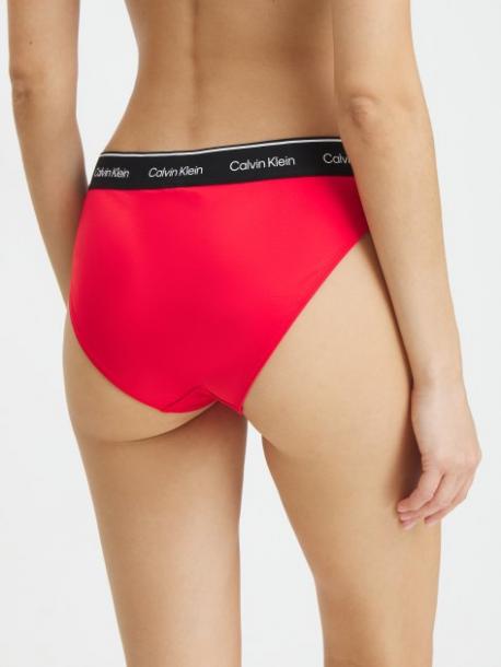 Белье и купальники Calvin Klein