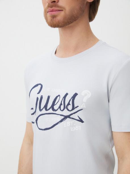 Футболки и майки Guess