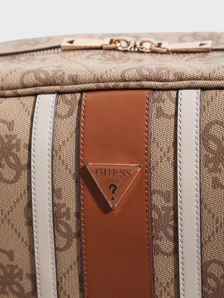 Дорожные сумки Guess