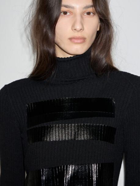 Свитеры и кардиганы MM6 MAISON MARGIELA