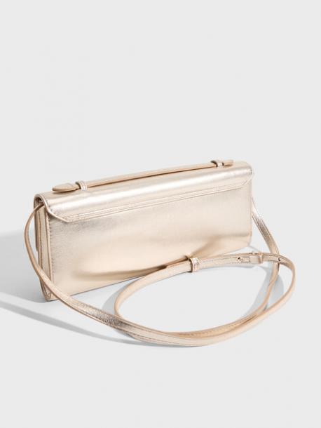 Клатчи Furla