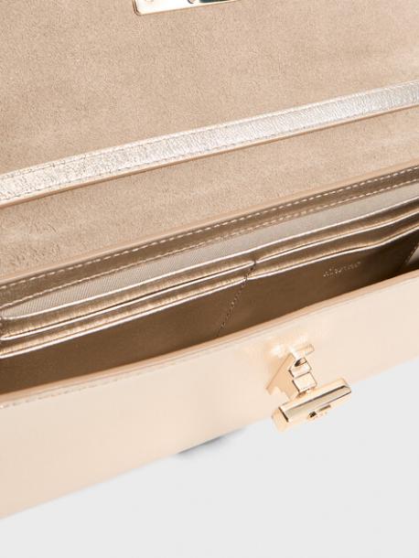 Клатчи Furla