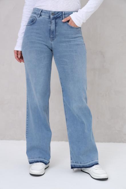 Джинсы Bugatti