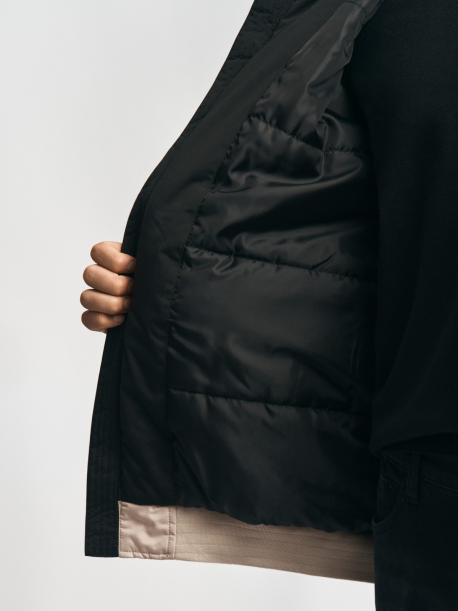 Утеплённая куртка-бомбер на синтепоне с капюшоном ZOLLA