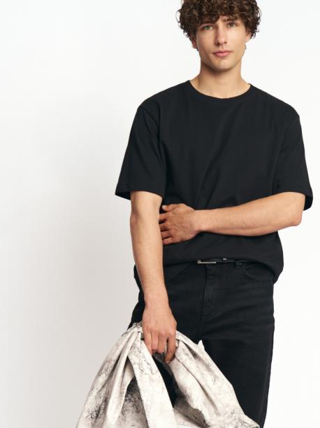 Однотонная базовая футболка из хлопка ZOLLA