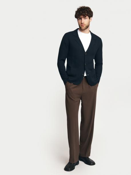 Вязаный кардиган на пуговицах с воротником и карманами ZOLLA