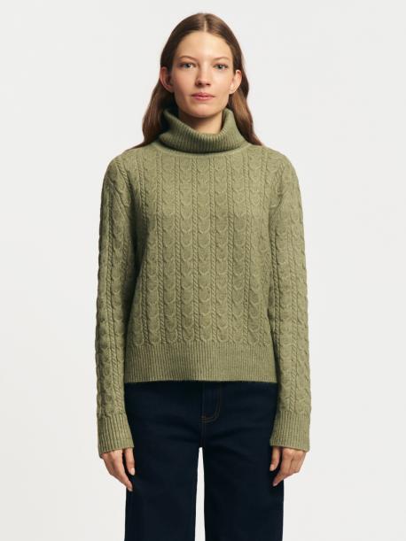 Вязаный свитер с горлом и узором косы ZOLLA