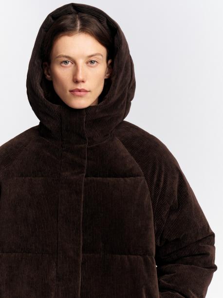 Тёплая дутая куртка с капюшоном и кулиской ZOLLA