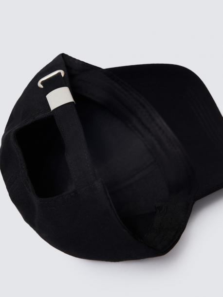 Бейсболка из хлопка с полукруглым козырьком ZOLLA