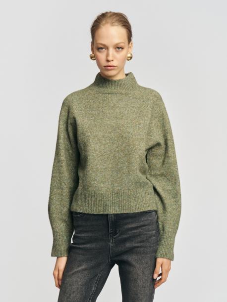 Вязаный свитер с воротником-стойкой ZOLLA