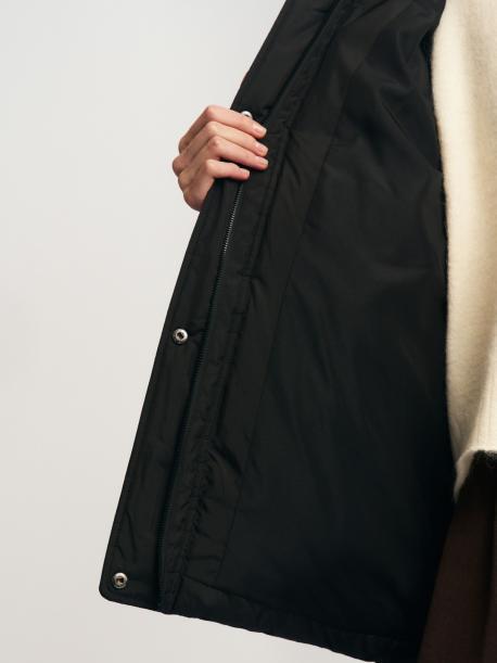 Тёплая куртка с капюшоном и поясом ZOLLA