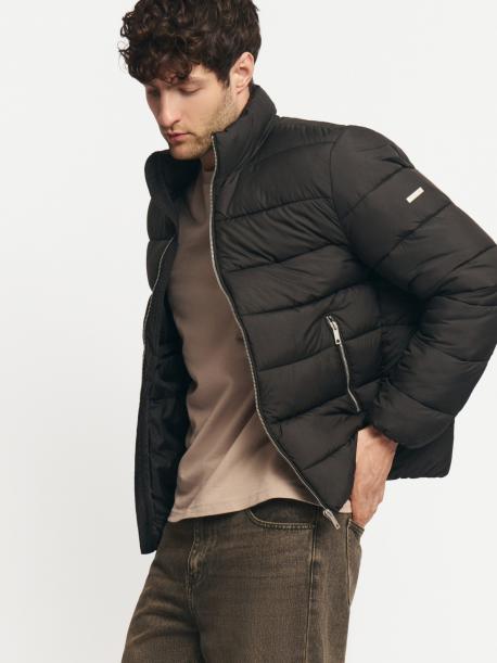 Лёгкая тёплая куртка на молнии с воротником-стойкой ZOLLA