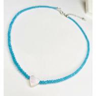 Колье на шею женское с подвеской сердце / кулон сердце сердечко с перламутром, короткое голубое ожерелье / подарок для любимой AcFox