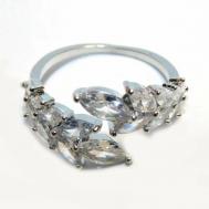 Кольцо , стекло, размер 17, серебряный NONAME