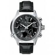Наручные часы , серебряный, черный Timex