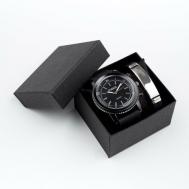Наручные часы Подарочный набор 2 в 1 "Маратон": наручные часы и браслет, серебряный, черный Market-Space