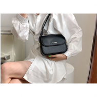 Сумка  мессенджер  классическая, внутренний карман, регулируемый ремень, черный Fashion bag