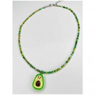 Бижутерия женская, детская. Ожерелье на шею. Зеленое Ожерелье из бисера с подвеской авокадо. Короткие бусы с зеленым авокадо AcFox
