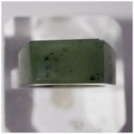 Кольцо , нефрит, размер 20, зеленый True Stones