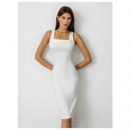 Платье-футляр , вискоза, в классическом стиле, прилегающее, размер 46, белый Viaville