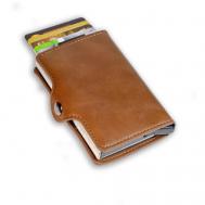 Кредитница , гладкая фактура, с хлястиком на кнопке, отделение для карт, подарочная упаковка, коричневый ELF Leather