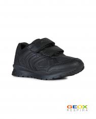 Черные кроссовки Geox