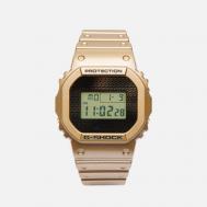 Наручные часы  G-SHOCK DWE-5600HG-1 Hip-Hop Gold Chain, цвет золотой Casio