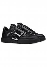 Кроссовки Valentino