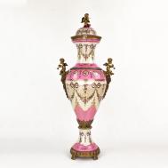 Ваза  фарфоровая с ангелами, розовая, 33х23х77 см Wah luen handicraft