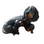 Садовая фигура Собака такса с щенками  высота 27см, длина 33см Тпк полиформ