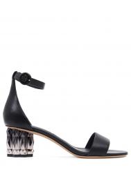 Босоножки кожаные S.Ferragamo