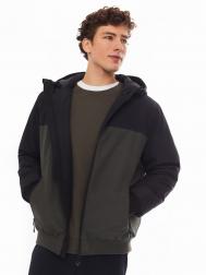 Утеплённая куртка-бомбер на синтепоне с капюшоном ZOLLA