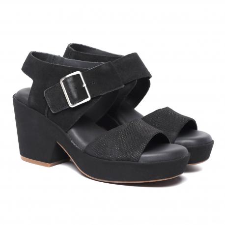 Женские босоножки , черные Clarks