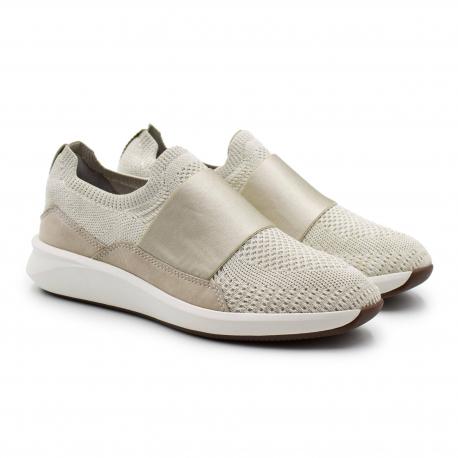 Женские кроссовки , белые Clarks