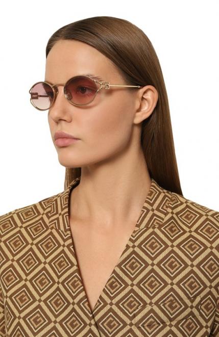 Солнцезащитные очки Miu Miu